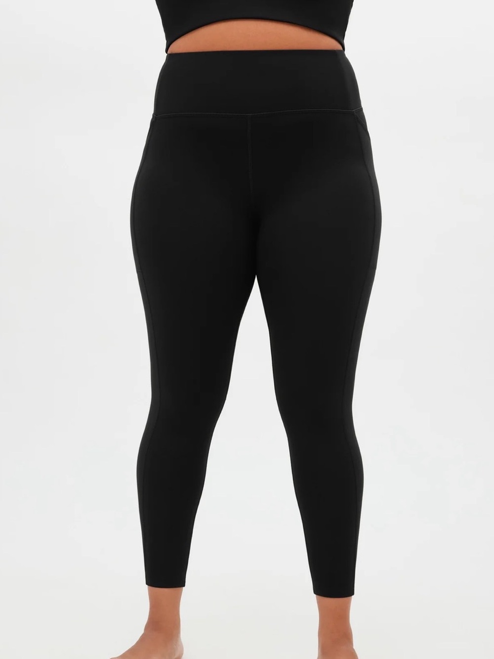Girlfriend Collective Black Compressive Pocket Legging Size S